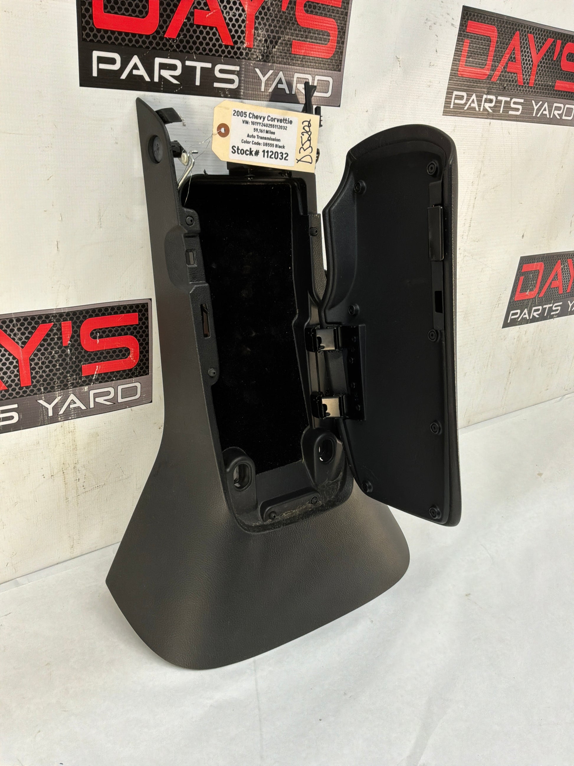 Center console - Day's Parts Yard