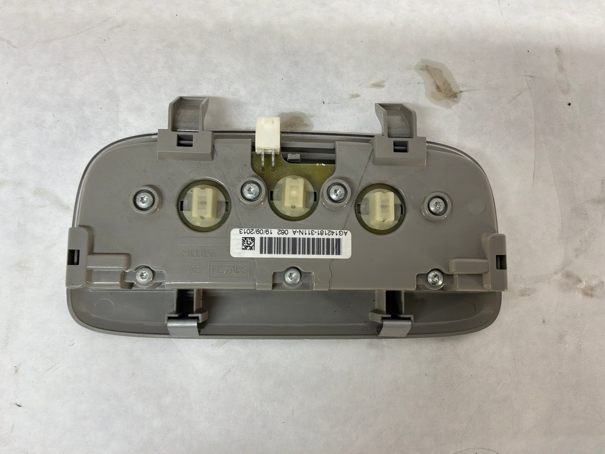 2014 Chevy SS Sedan Over Head Rear Dome Map Light OEM - Day's Parts Yard