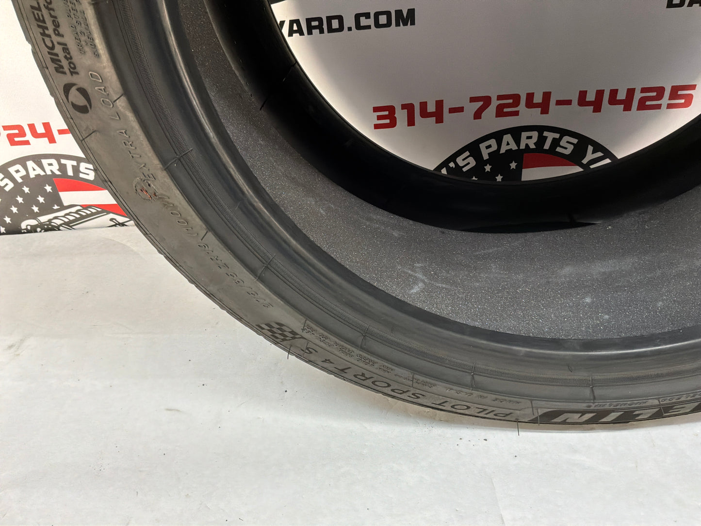 Michelin Pilot Sport 4 Season Tire 275/35/ZR19