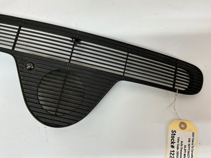 2007 Chevy C6 Corvette Convertible Windshield Defroster Nozzle Grille OEM