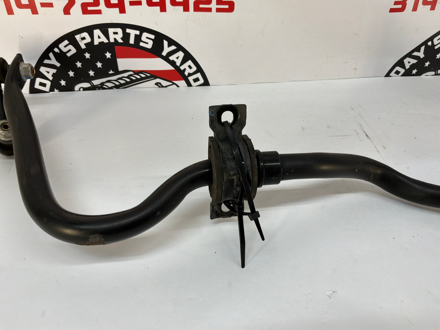 2014 Cadillac CTS-V Sedan Rear Stabilizer Sway Bar OEM