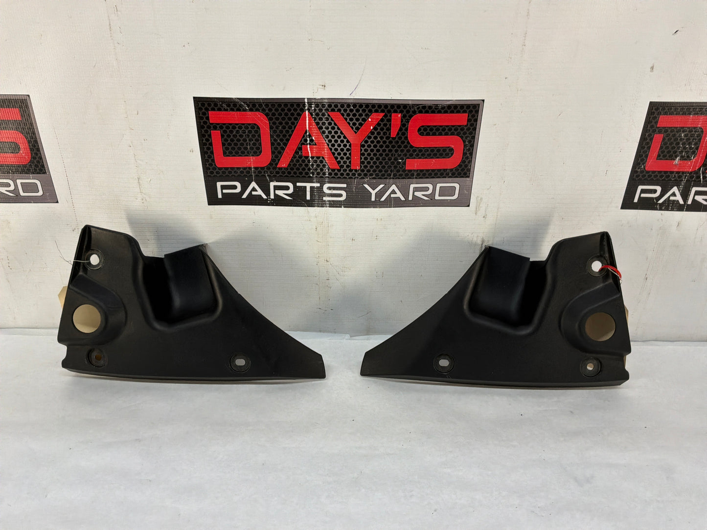 2014 Chevy Camaro ZL1 Rear Bumper Taillight Tail Light Lamp Closeout Filler Panel RH & LH OEM