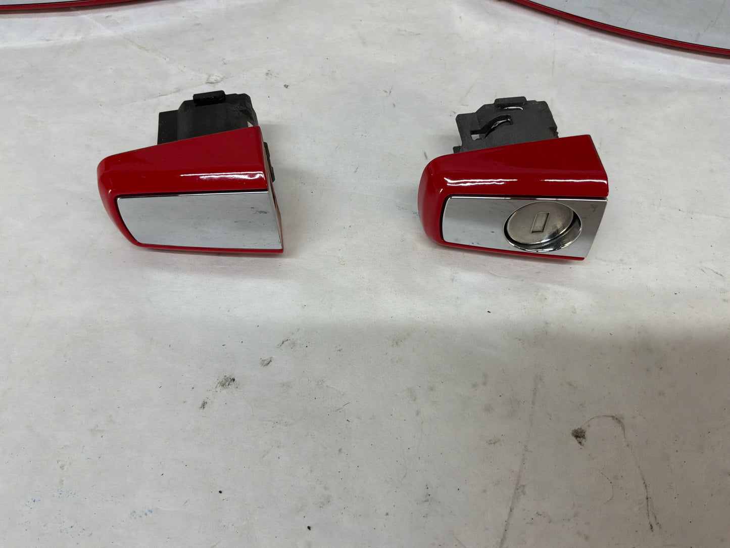 2015 Chevy SS Sedan LH Driver Door Exterior Handles Front and Rear OEM