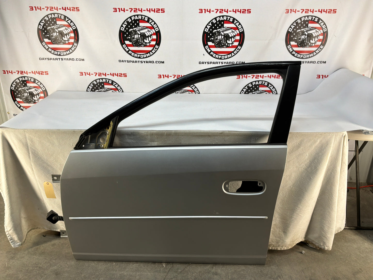 2006 Cadillac CTS-V LH Driver Exterior Front Door OEM Silver