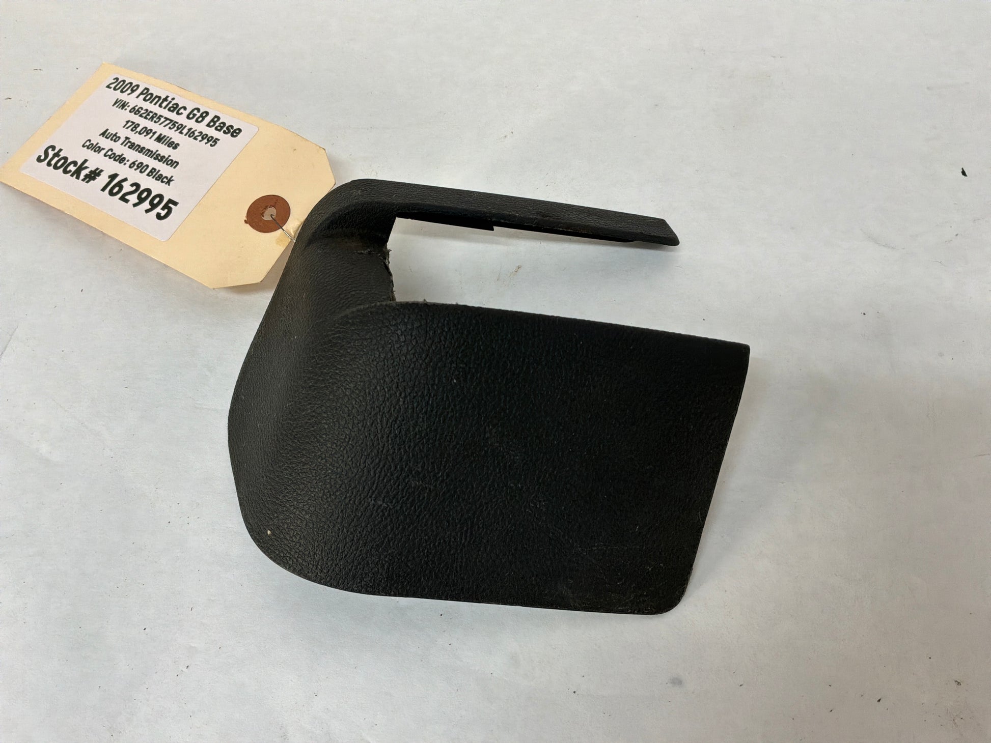 2009 Pontiac G8 Base RH Passenger Front Seat Rear Inner Plastic Frame Track Trim Cover OEM - Day's Parts Yard