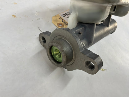 2007 C6 Corvette Convertible Brake Booster Master Cylinder Reservoir OEM