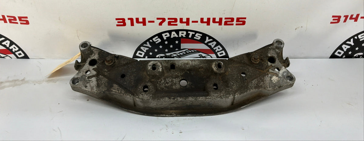 2014 Chevy Caprice PPV Automatic Transmission Crossmember Mount Support OEM