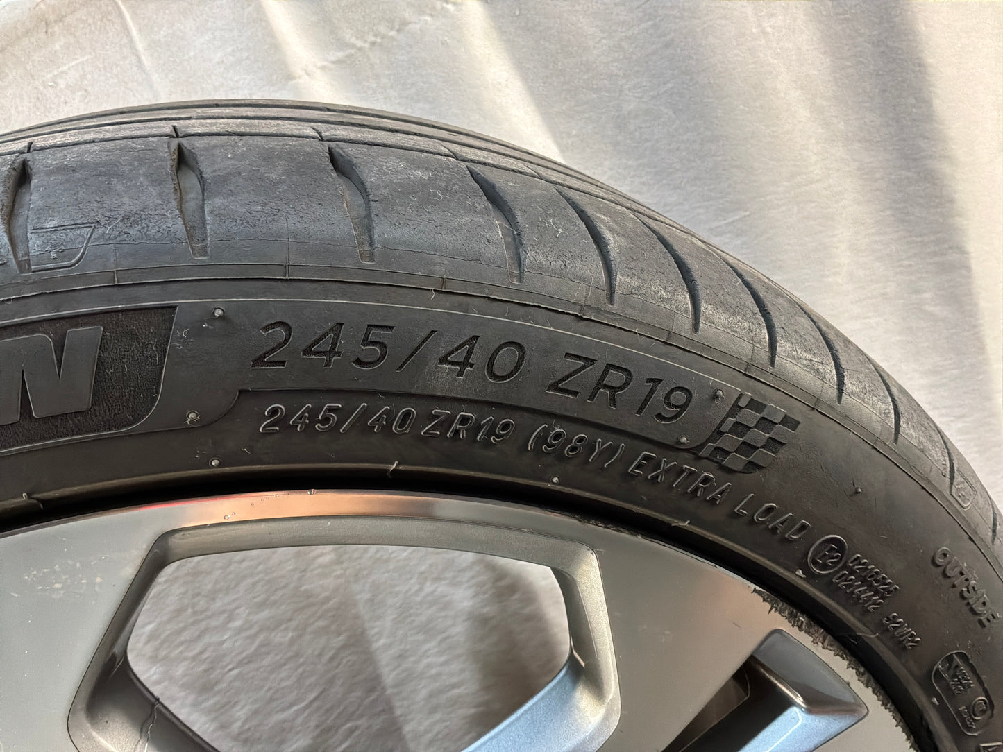 2017 Chevrolet SS Sedan Wheels and Tires OEM