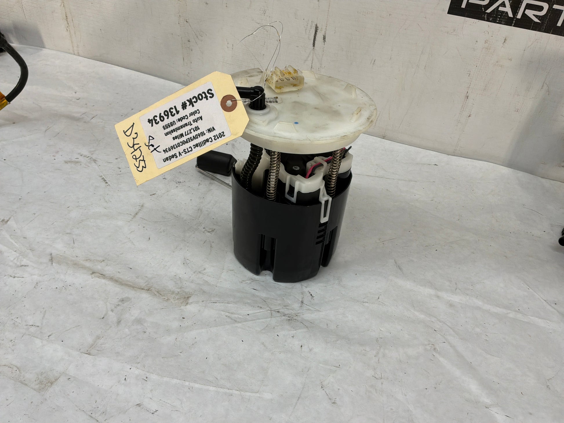 Fuel pump and level - Day's Parts Yard