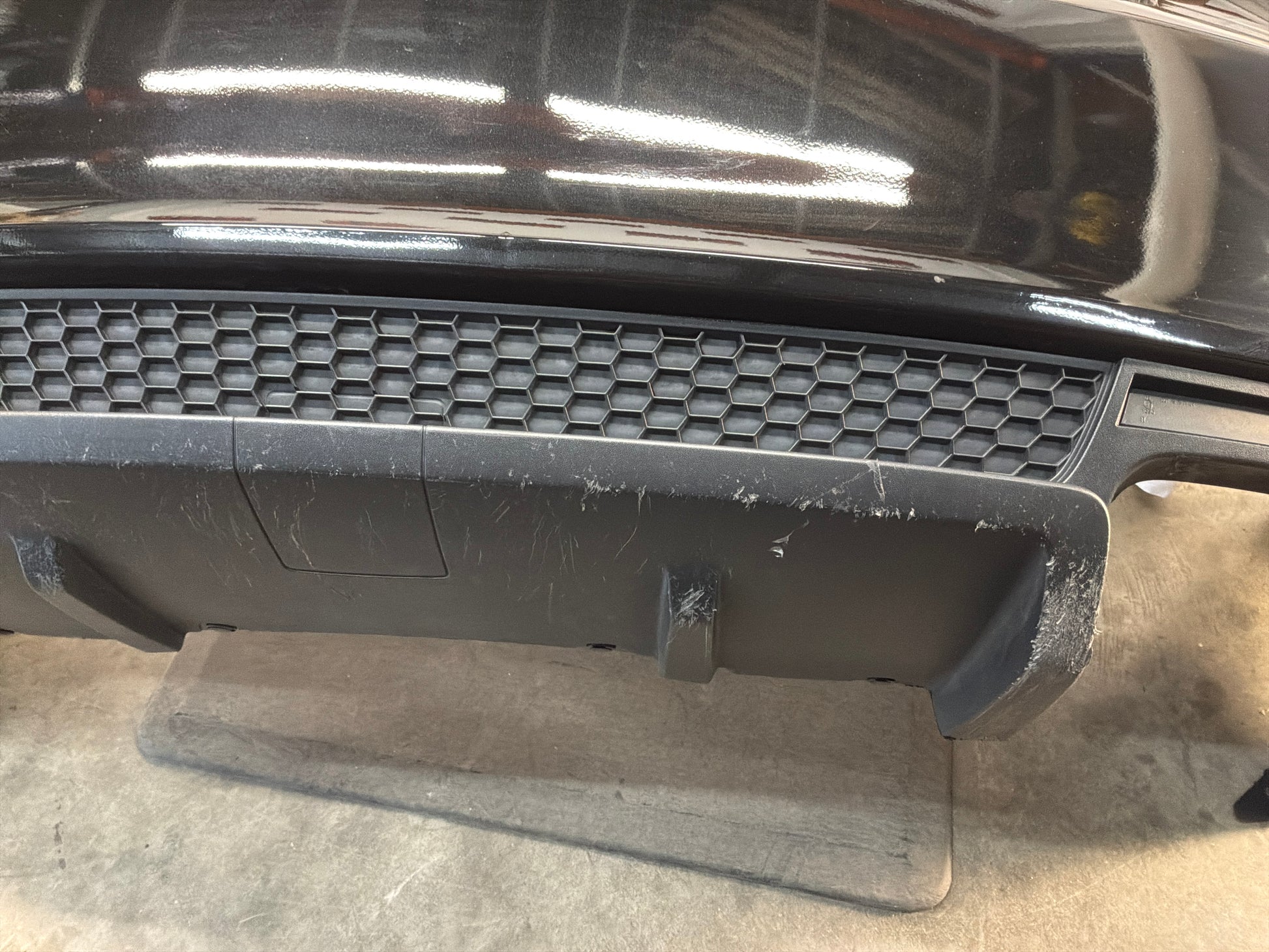 Rear bumper - Day's Parts Yard