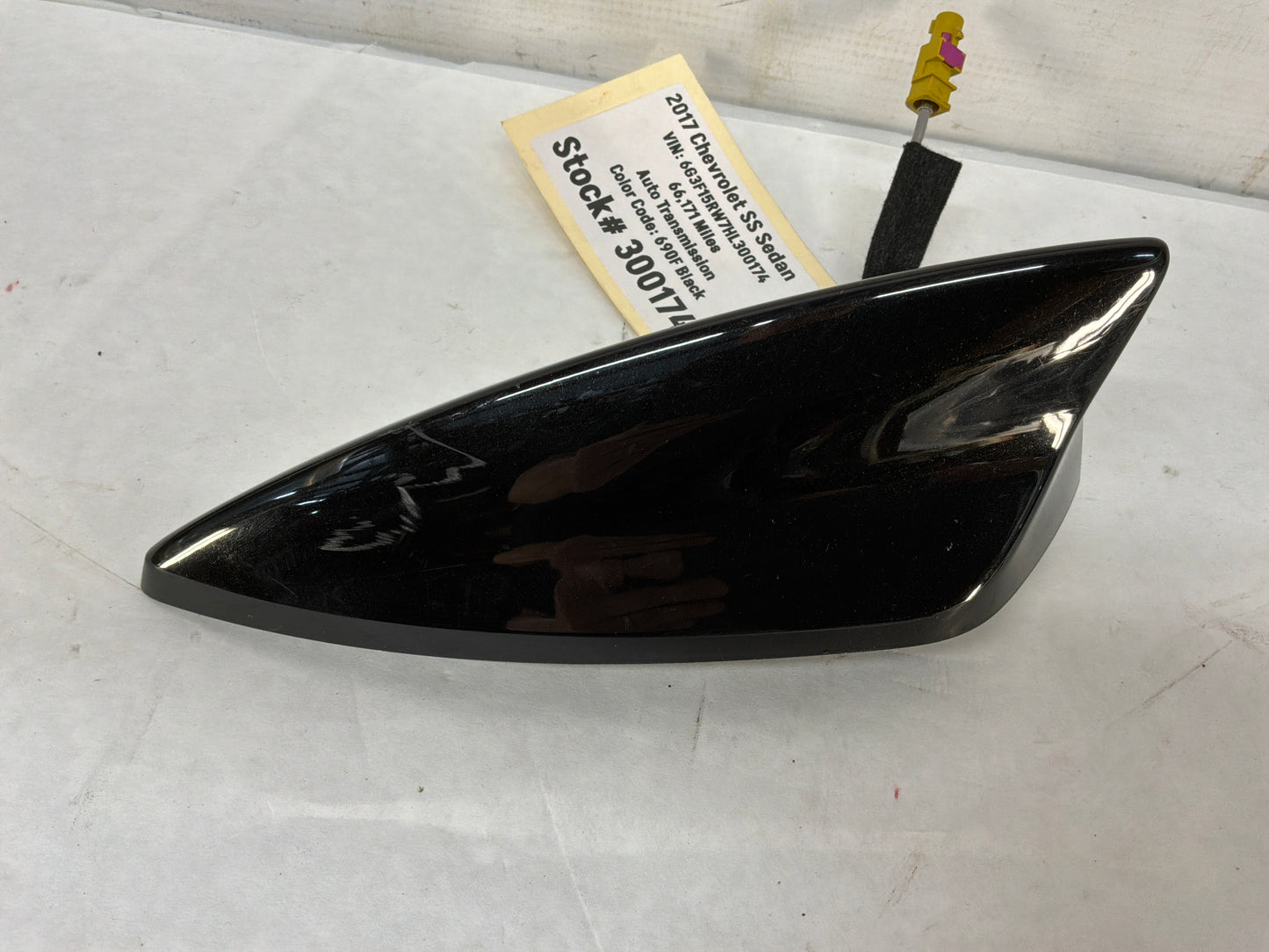 2017 Chevy SS Sedan Shark Fin Radio Stereo Antenna OEM