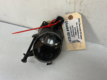 Rh fog light - Day's Parts Yard