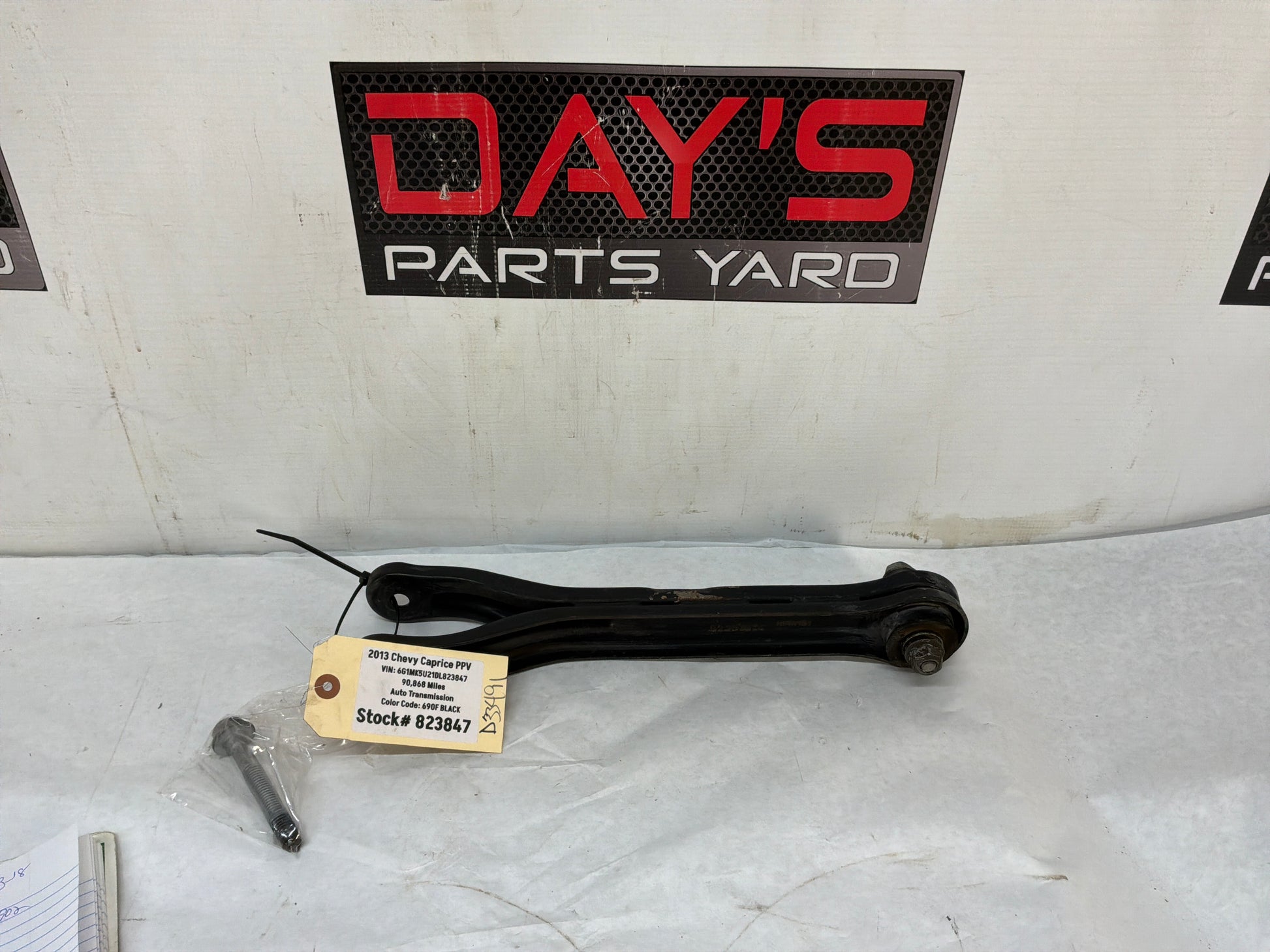 2013 Chevy Caprice PPV LH Driver Rear Suspension Trailing Control Arm Link OEM - Day's Parts Yard