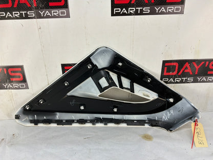 2012 Chevy Avalanche Exterior RH Passenger Outer Trim Bed Cargo Box Sail Panel Cladding OEM