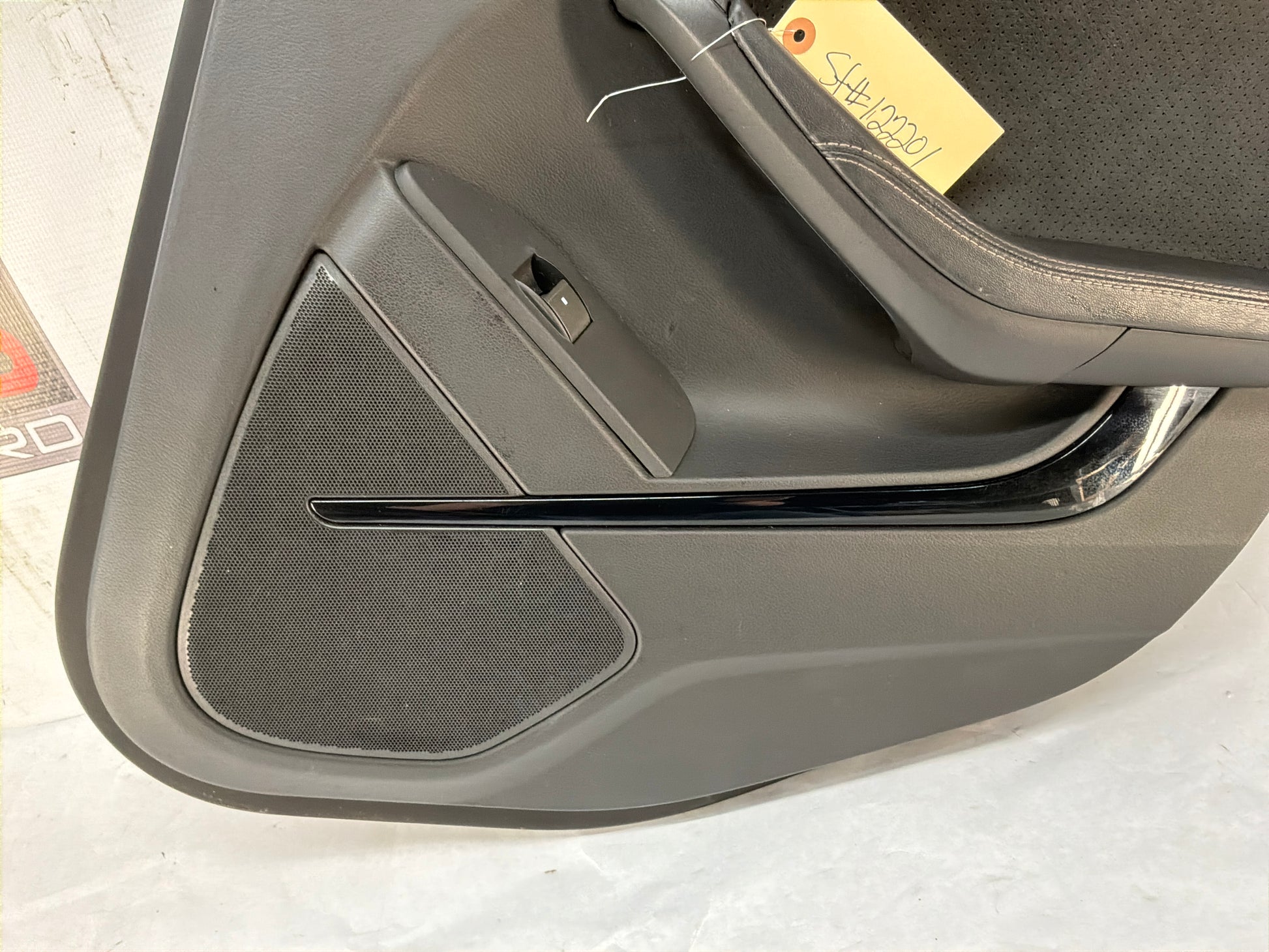 Rh rear door panel - Day's Parts Yard