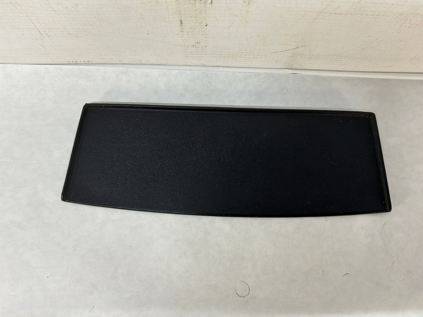 2009 Pontiac G8 GT Center Dash Radio Bezel Trim Molding Panel Speaker Grille OEM - Day's Parts Yard