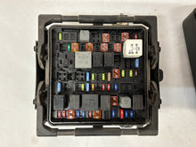 2017 Chevy SS Sedan Engine Bay Fuse Relay Wiring Wire Harness Junction Box Block OEM
