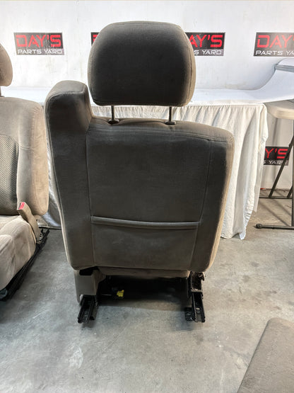 Front seats - Day's Parts Yard