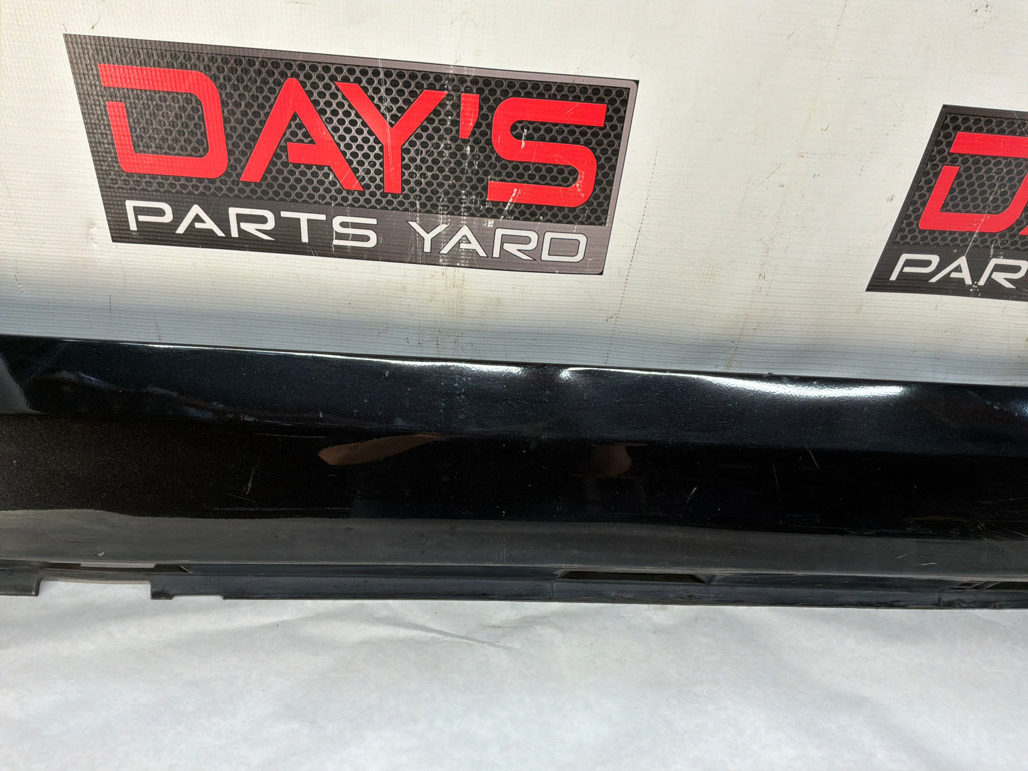 2013 Chevy Caprice PPV RH Passenger Rocker Molding Side Skirt Panel Trim Molding Black OEM - Day's Parts Yard