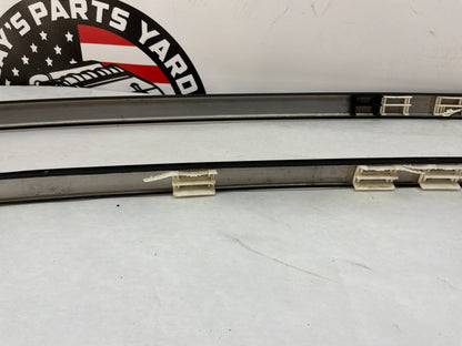 2004 Pontiac GTO RH & LH Roof Panel Joint Finish Trim Molding OEM