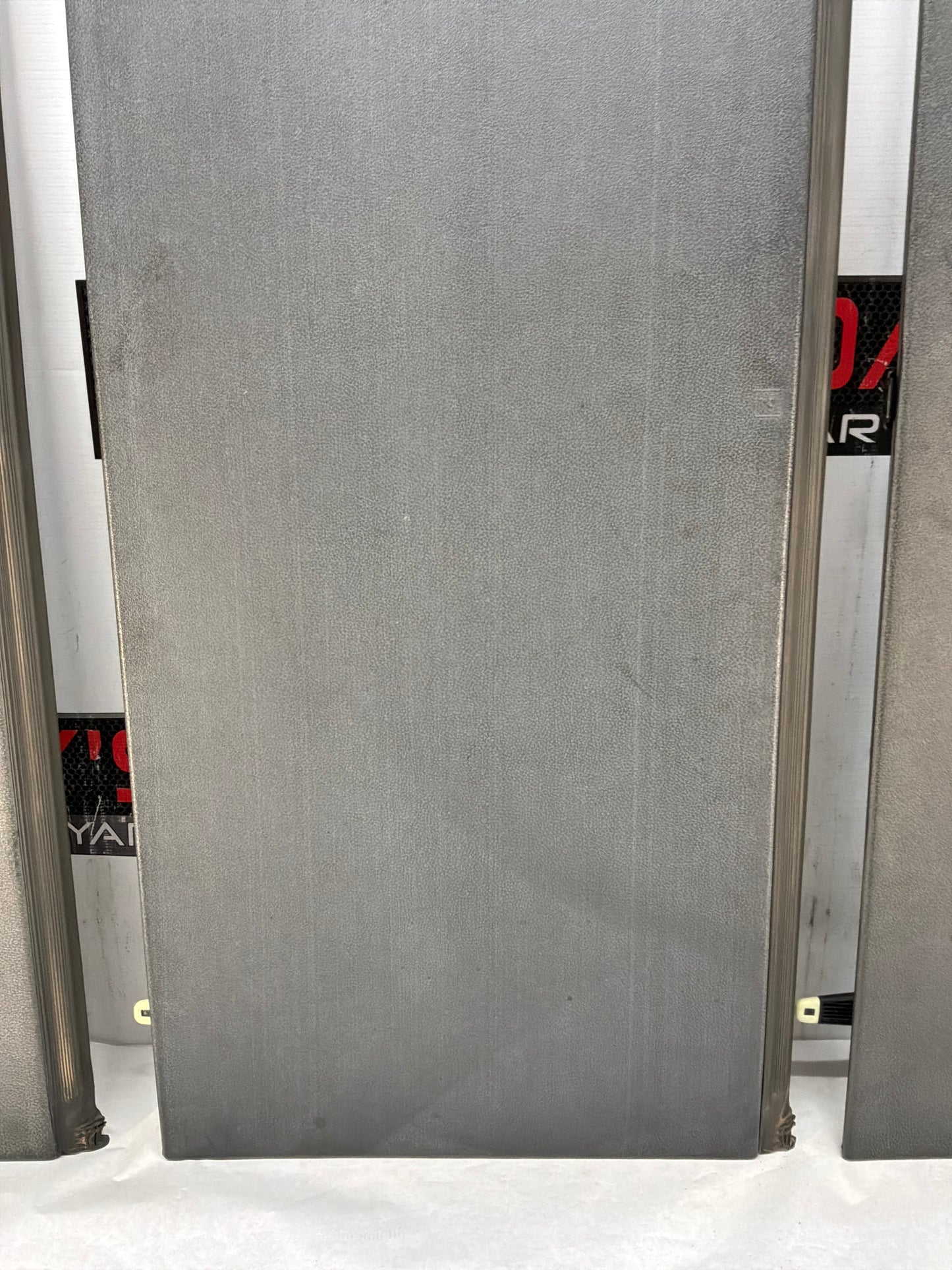 2012 Chevy Avalanche Bed Tonneau Cover 3 Panels OEM