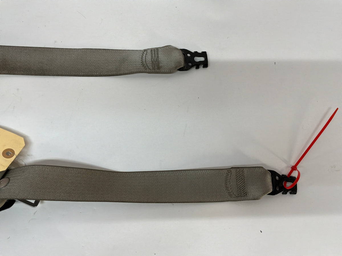 2013 Cadillac CTS-V RH & LH Front Seatbelt Seat Belt Retractor OEM