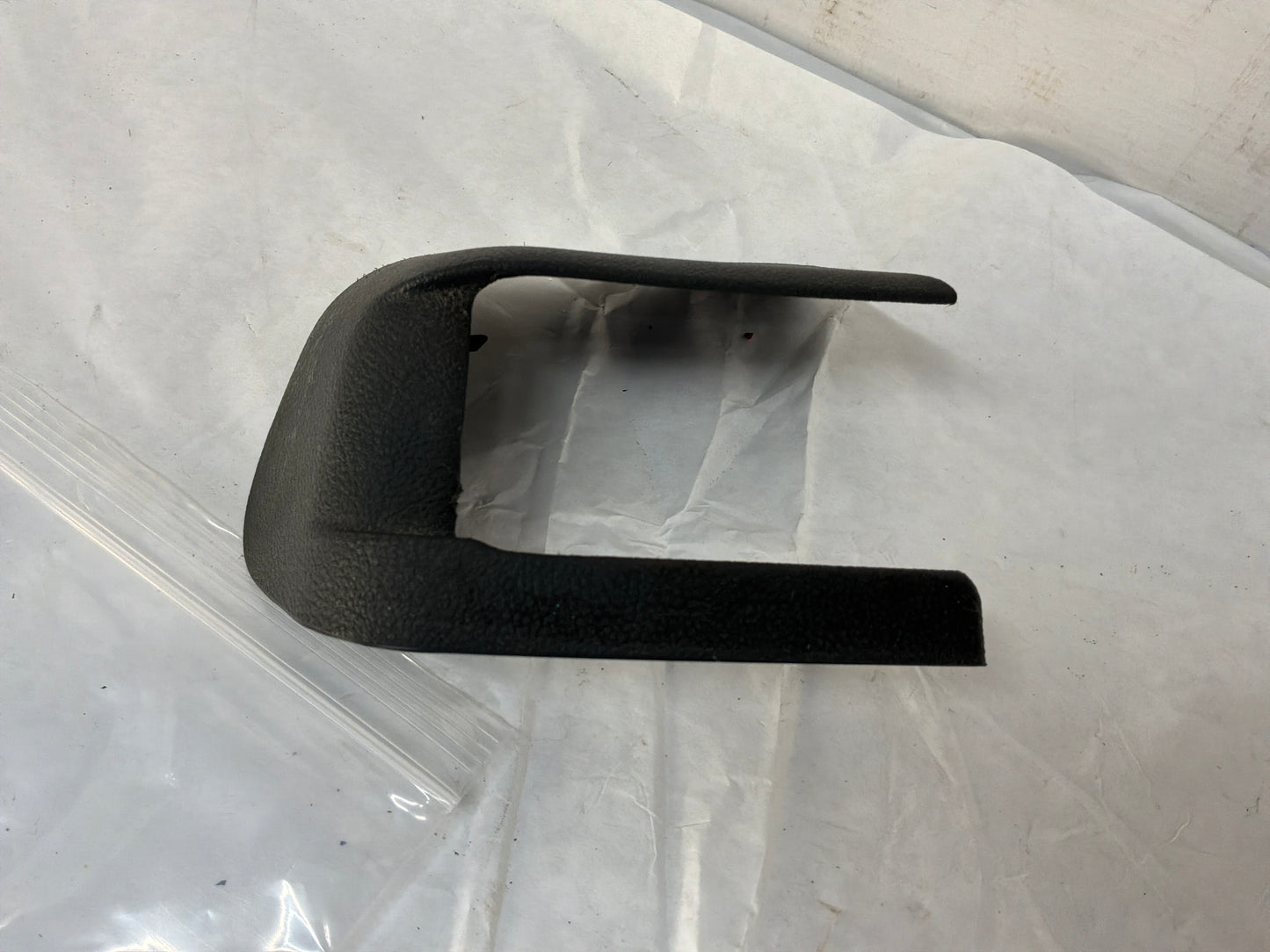 Rh trim - Day's Parts Yard