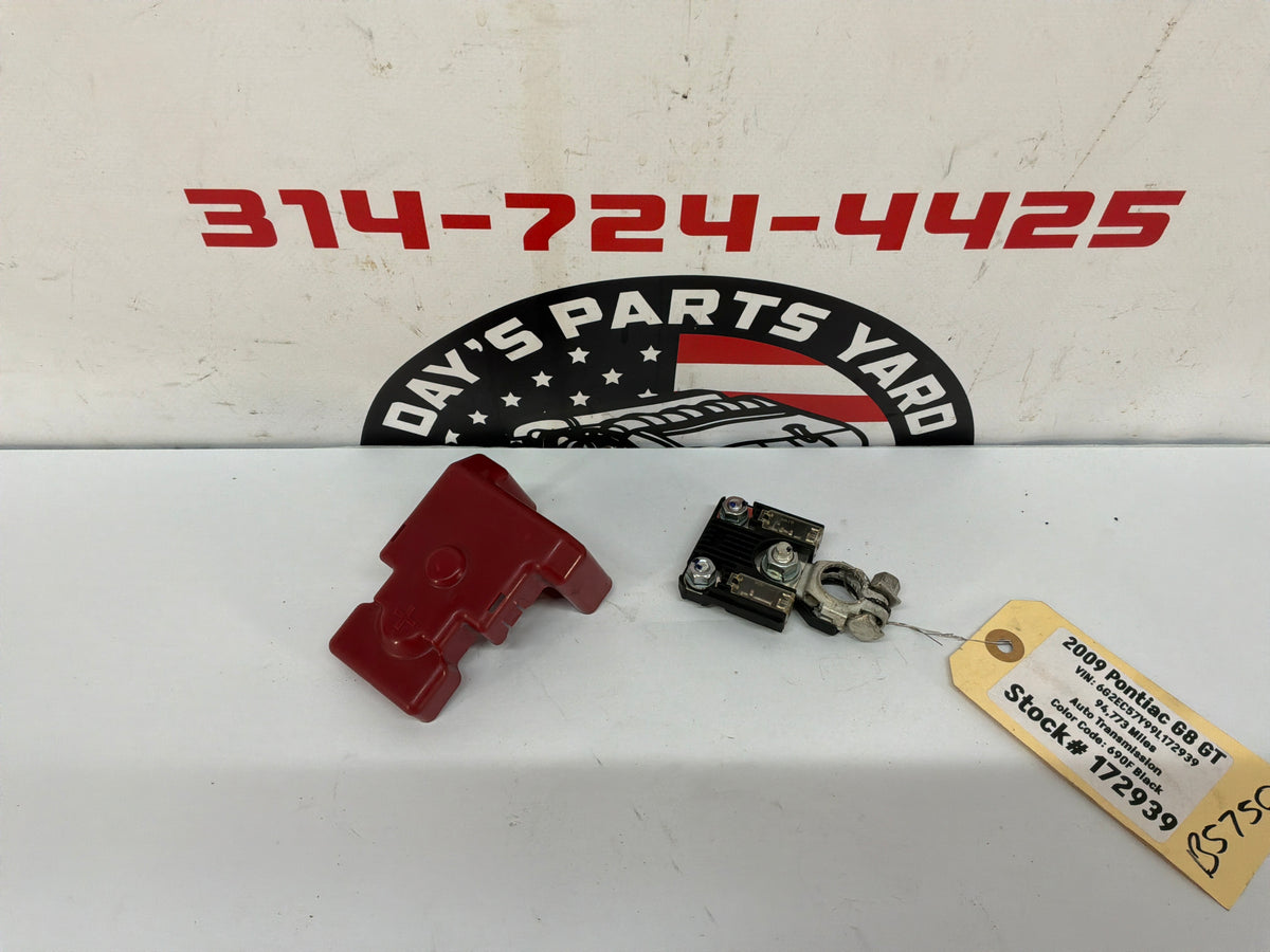 2009 Pontiac G8 GT Positive Battery Terminal Fuse Relay OEM - Day's Parts Yard