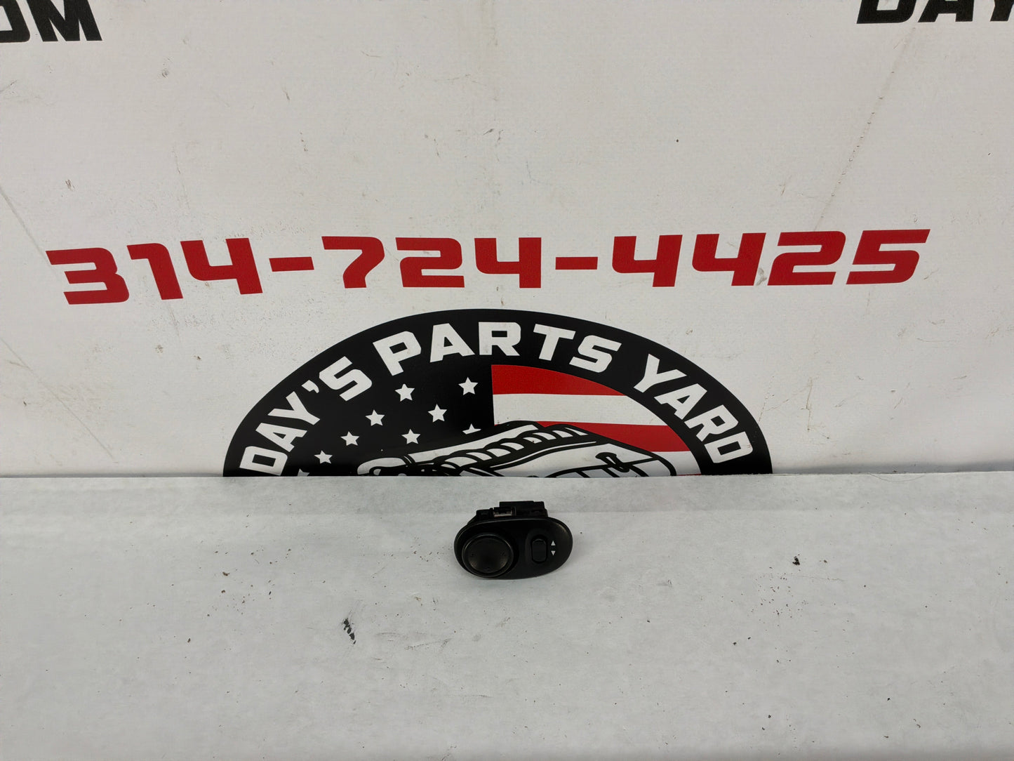 2005 Pontiac GTO Door Panel Mirror Control Switch OEM