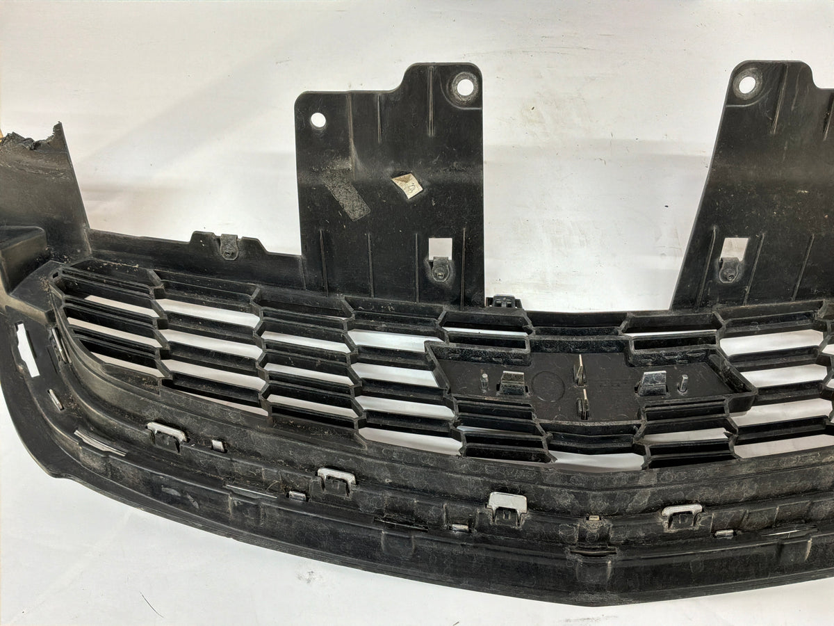 2017 Chevy SS Sedan Front Upper Grille OEM Damaged