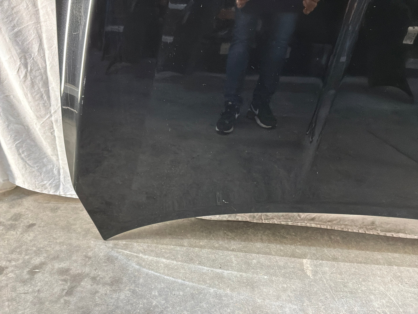 Hood assembly - Day's Parts Yard