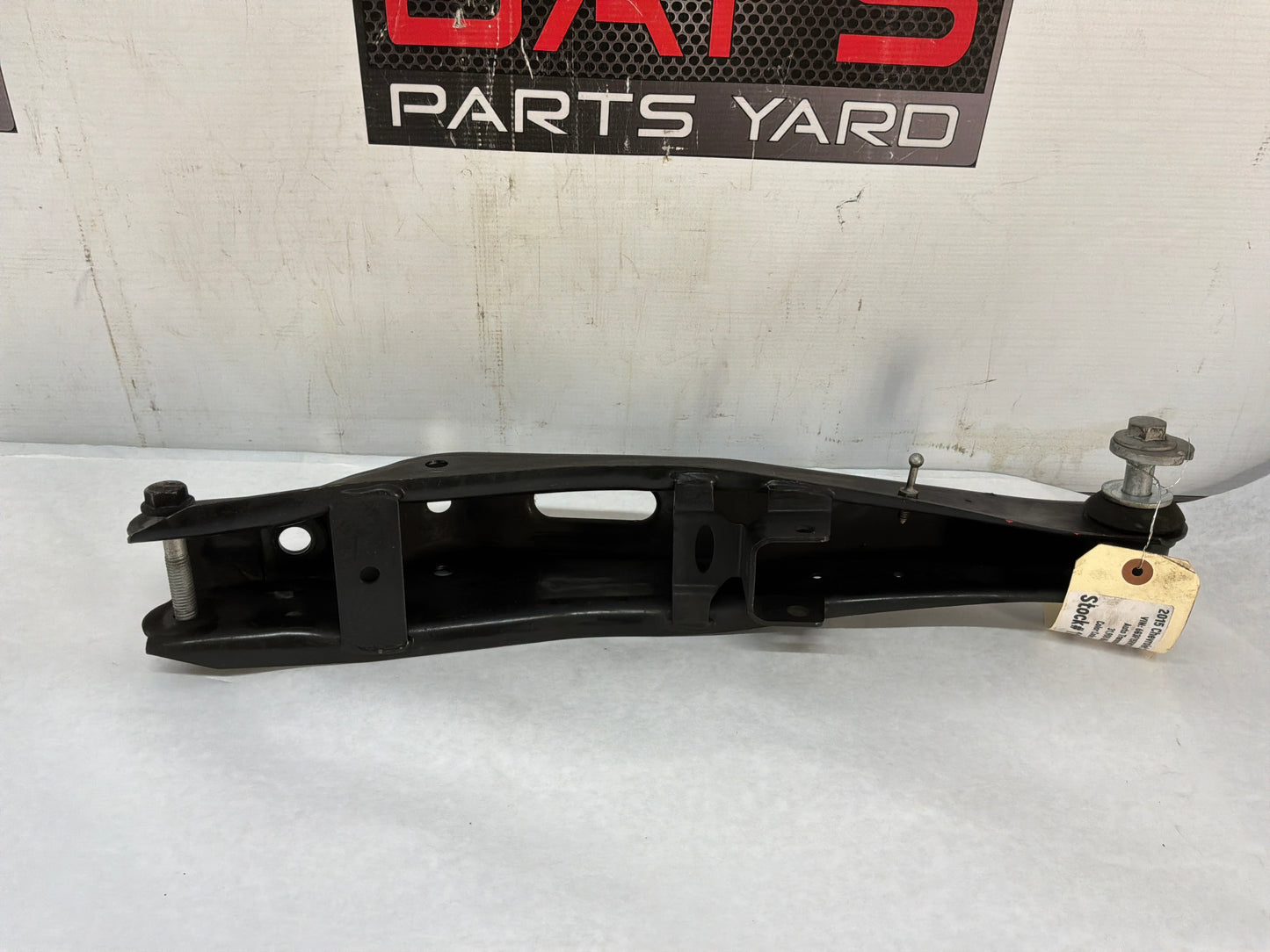 Control arm - Day's Parts Yard