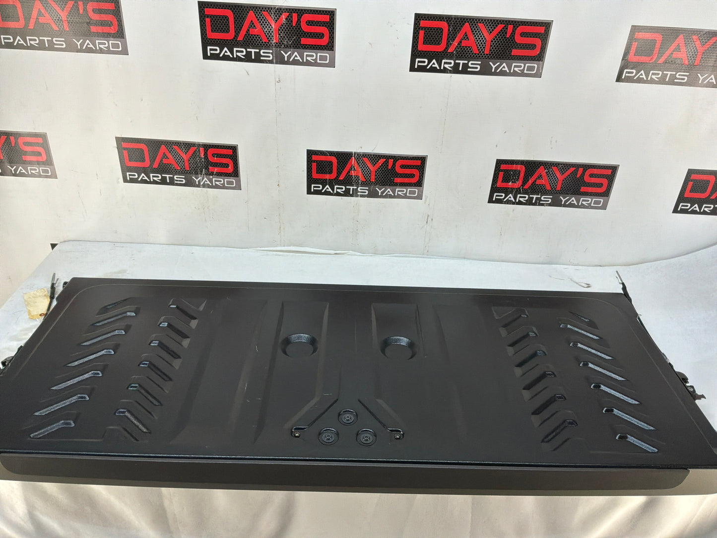 2002 Cadillac Escalade EXT Tailgate Tail Gate OEM
