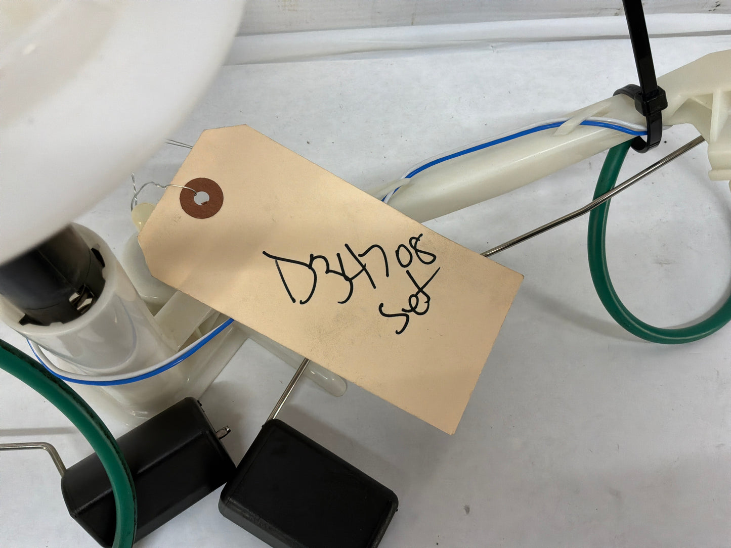 Fuel pump - Day's Parts Yard