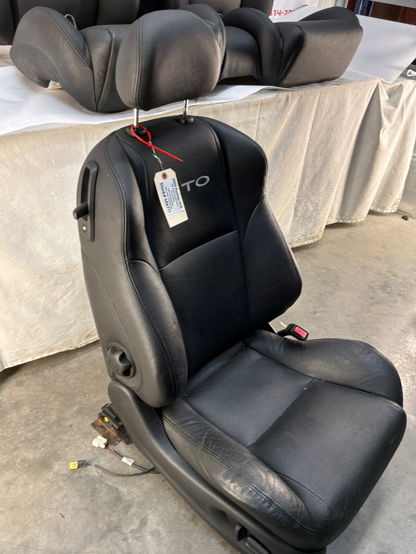 2005 Pontiac GTO Black Leather Front and Rear Seats Set OEM