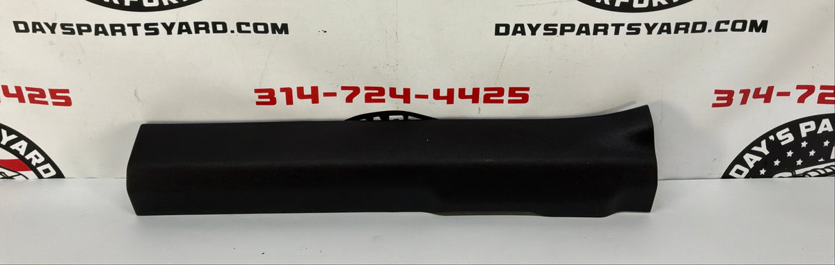 2014 Chevy SS Sedan RH Passenger Front Interior Carpet Retainer Sill Moldings Trim OEM