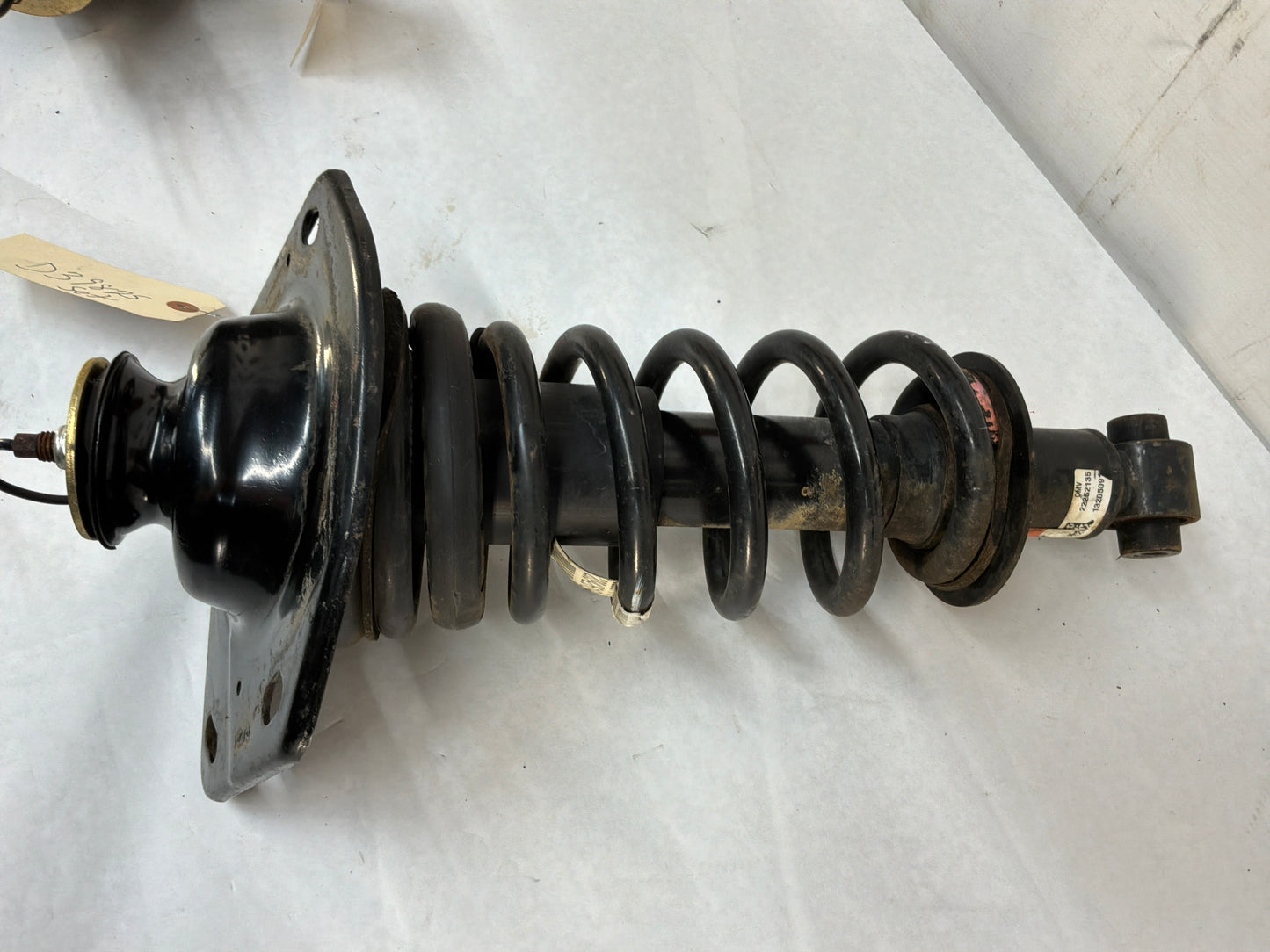 2014 Chevy Camaro ZL1 RH & LH Rear Magnetic Ride Struts Shocks Assemblies OEM