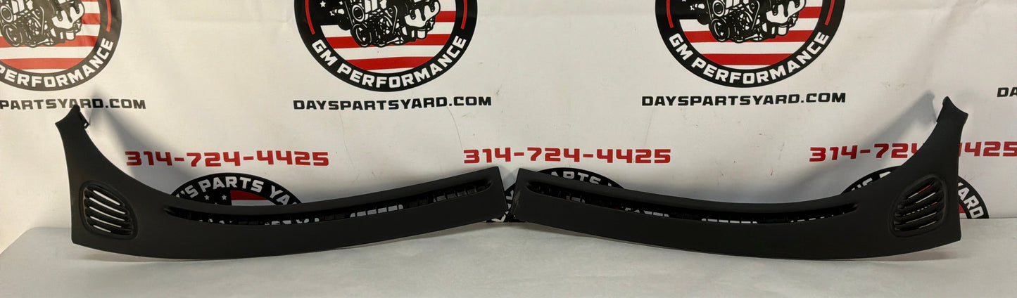 2005 Pontiac GTO Windshield Dash Cowl Defrost Panels Vent Trim Pair OEM