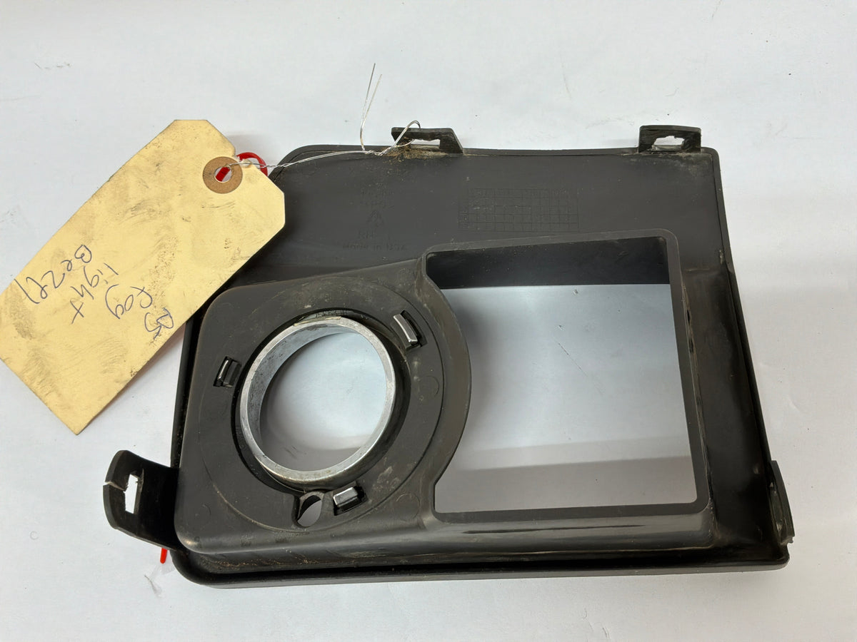 2009 Cadillac CTS-V RH Passenger Light Lamp Bezel OEM