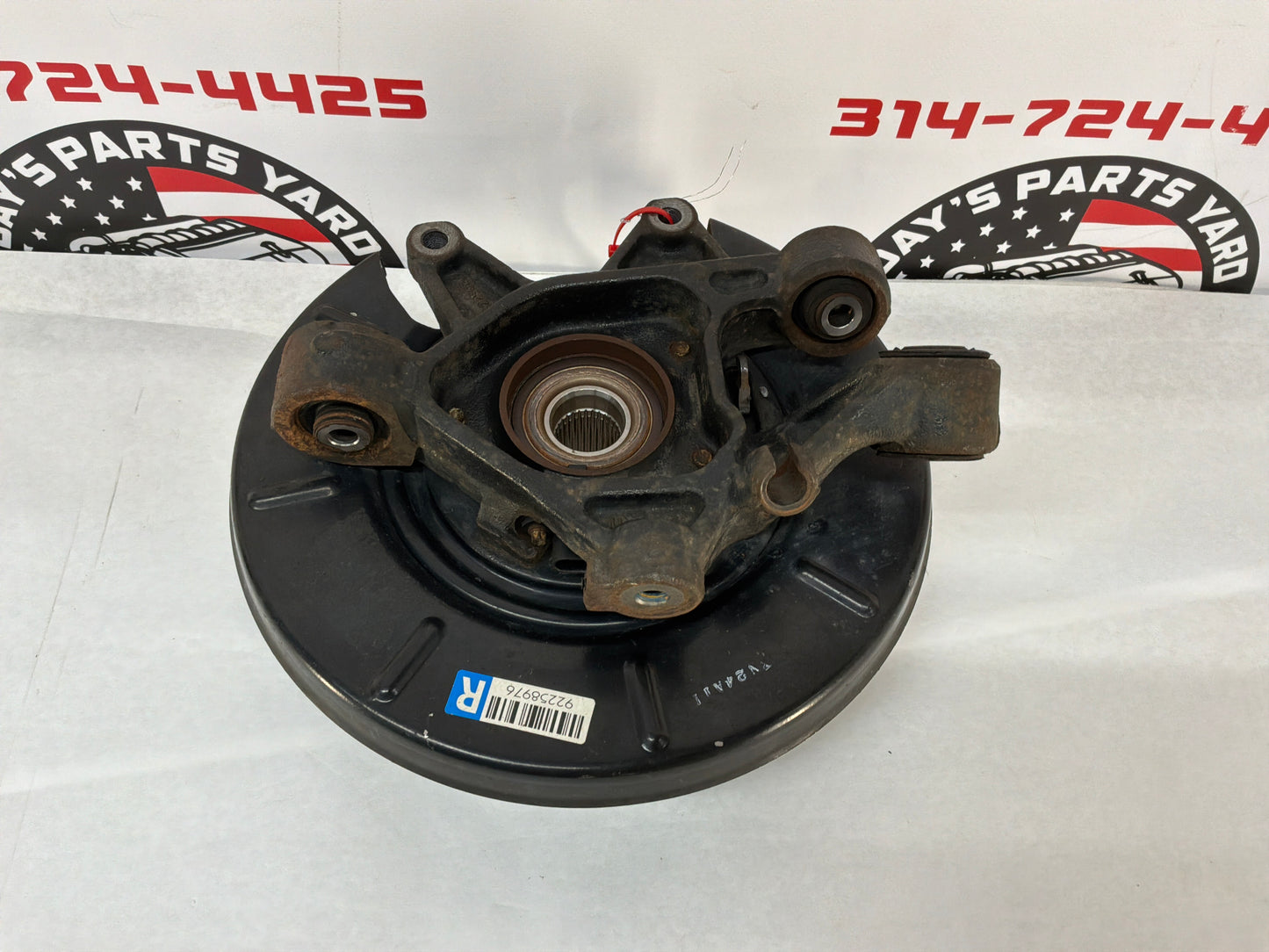 2011 Chevy Caprice PPV RH Passenger Rear Suspension Spindle Hub Knuckle Wheel Bearing OEM