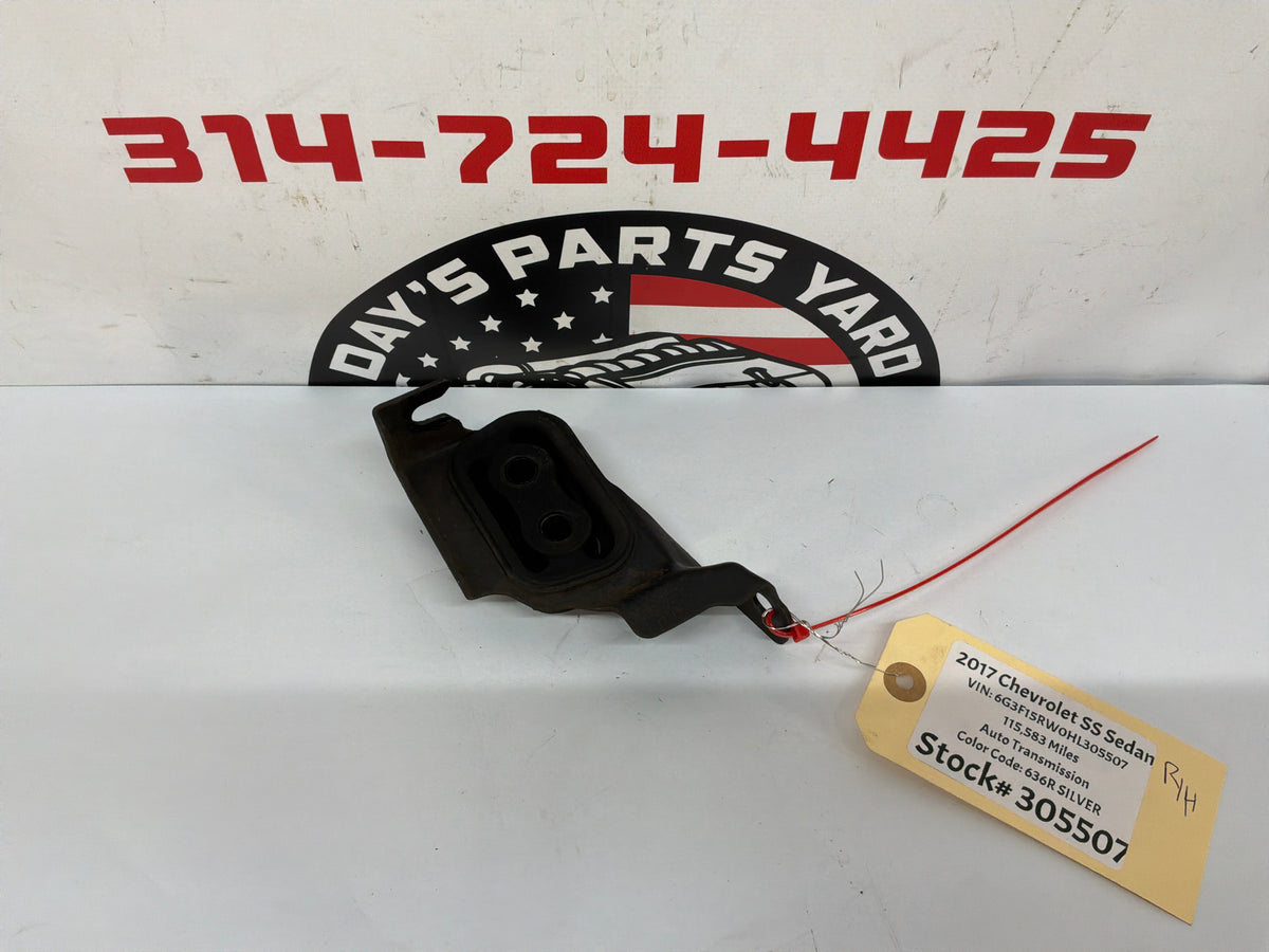 2017 Chevy SS Sedan RH Passenger Exhaust Muffler Hanger Bracket OEM