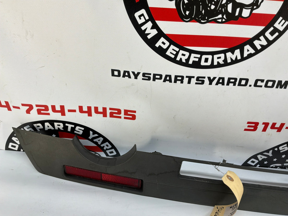 2009 Cadillac CTS-V Sedan Rear Bumper Fascia Cover Valance Diffuser Insert Cover Panel OEM
