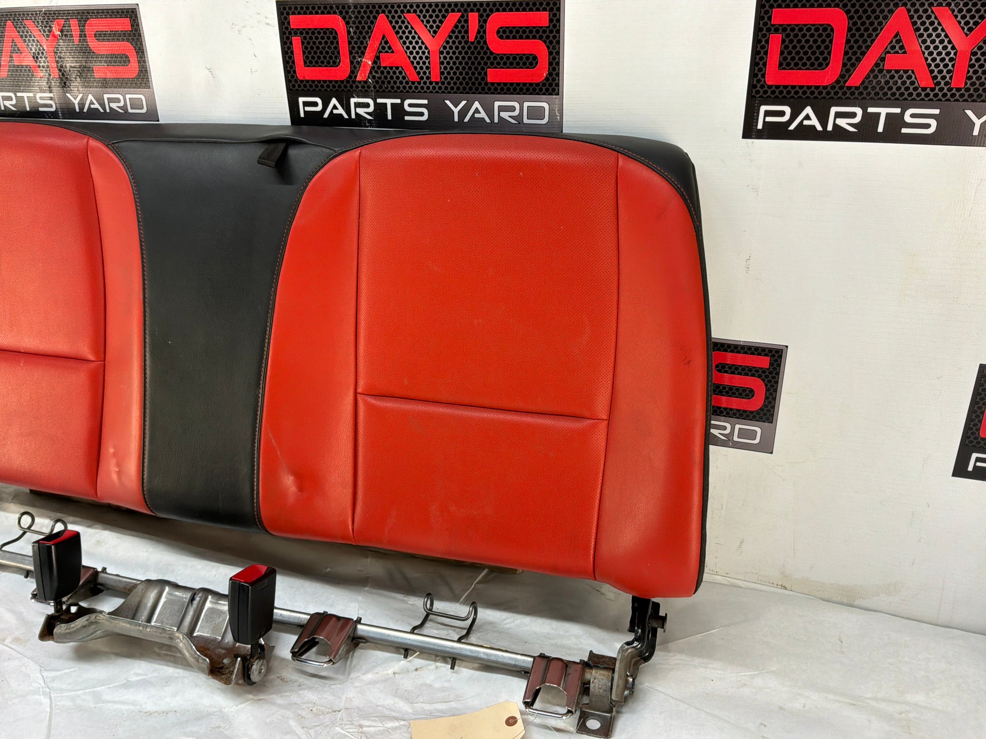 Seats - Day's Parts Yard