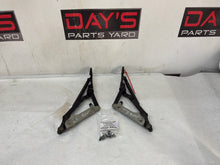 Hinges - Day's Parts Yard
