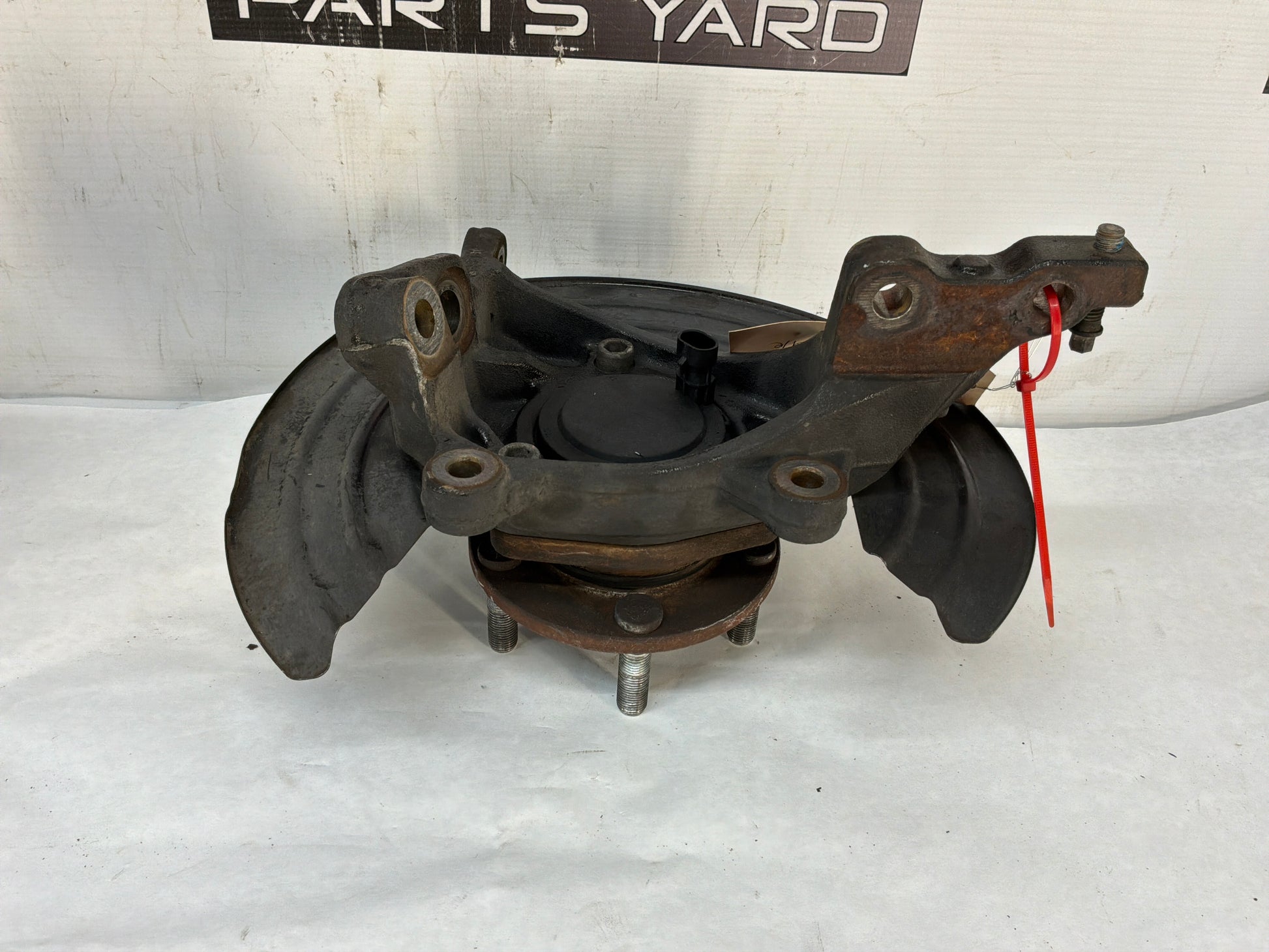 Rh front spindle - Day's Parts Yard