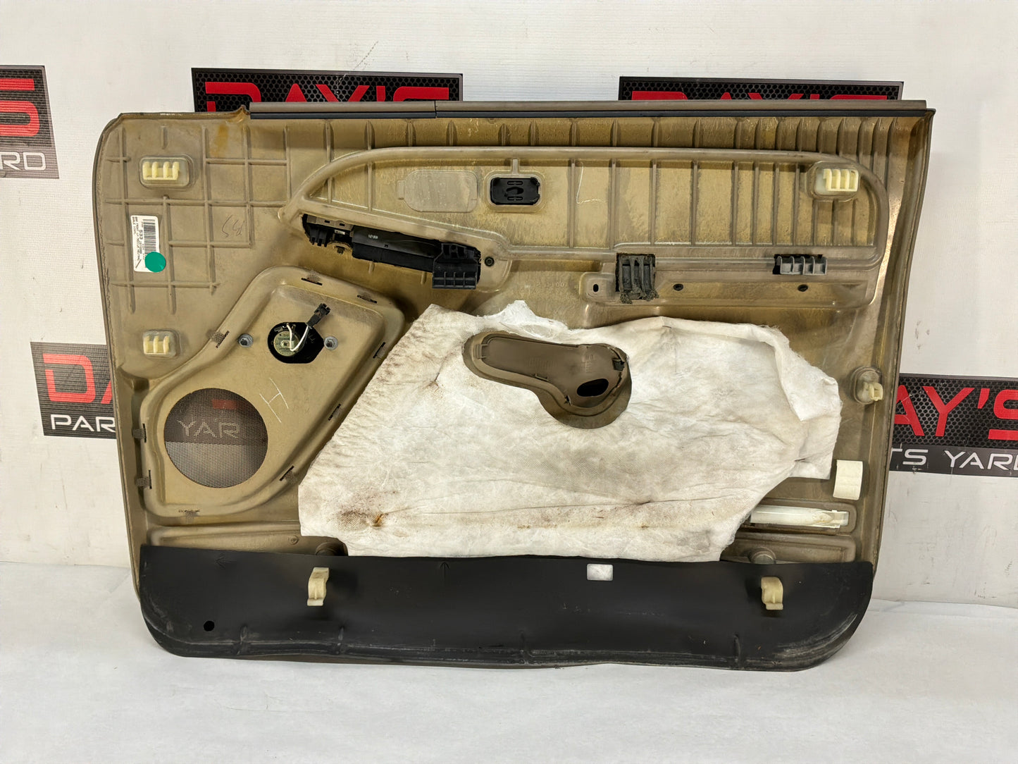 Lh front door panel - Day's Parts Yard