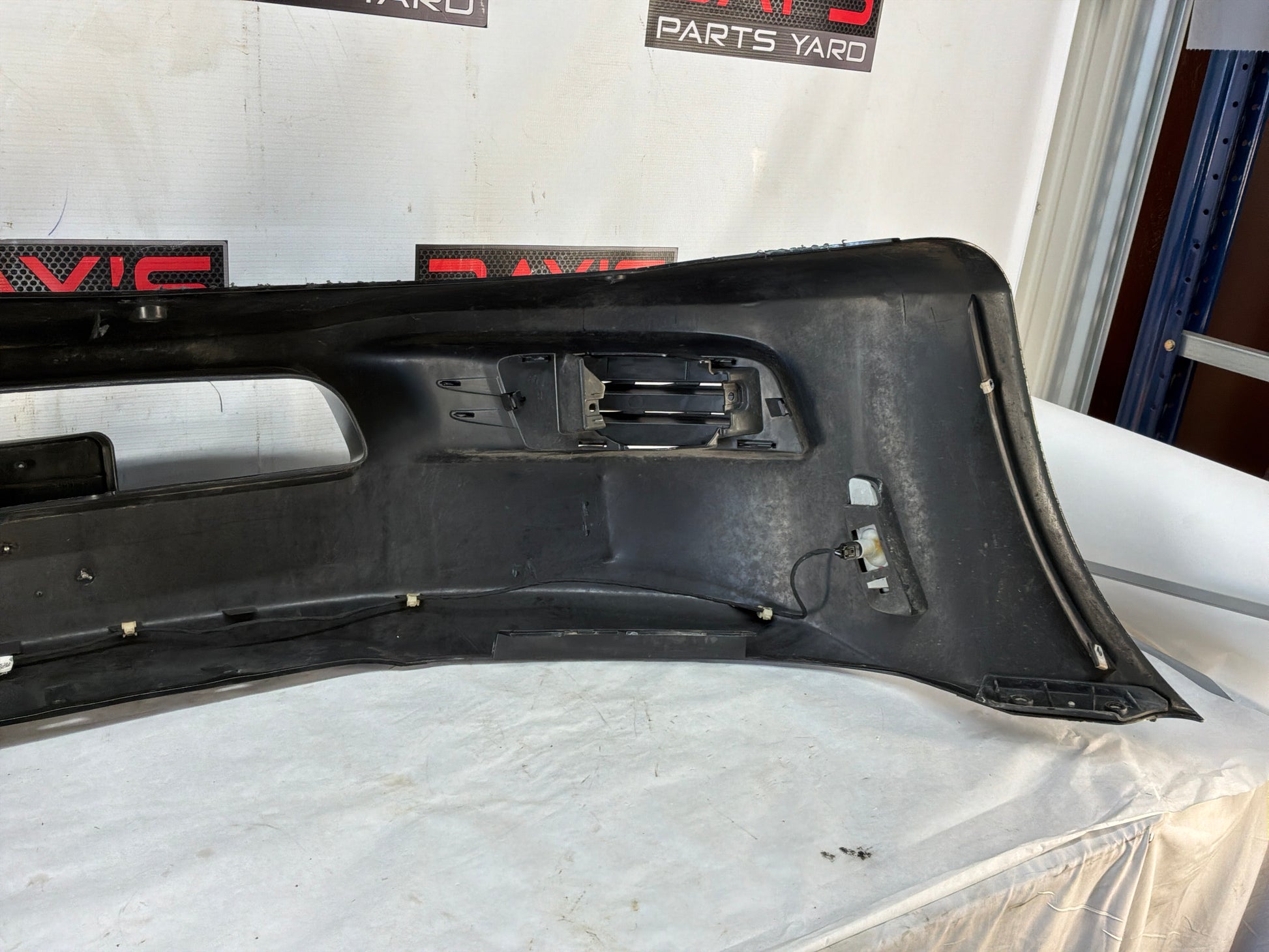 Rear bumper - Day's Parts Yard