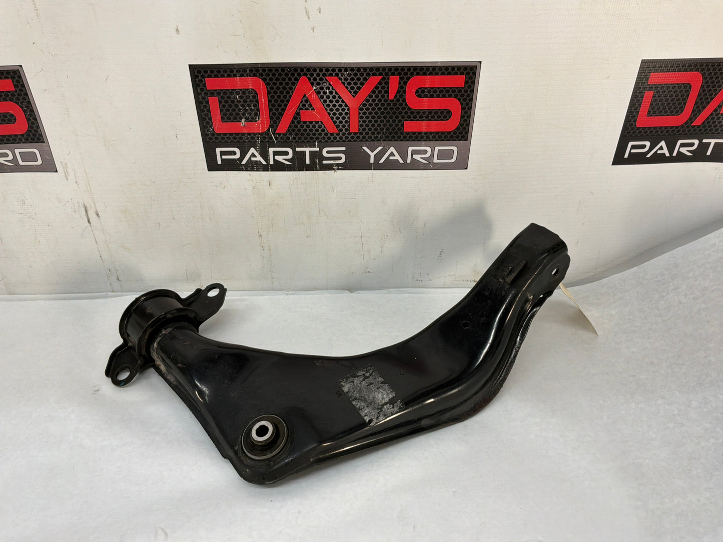Rear lh control arm - Day's Parts Yard