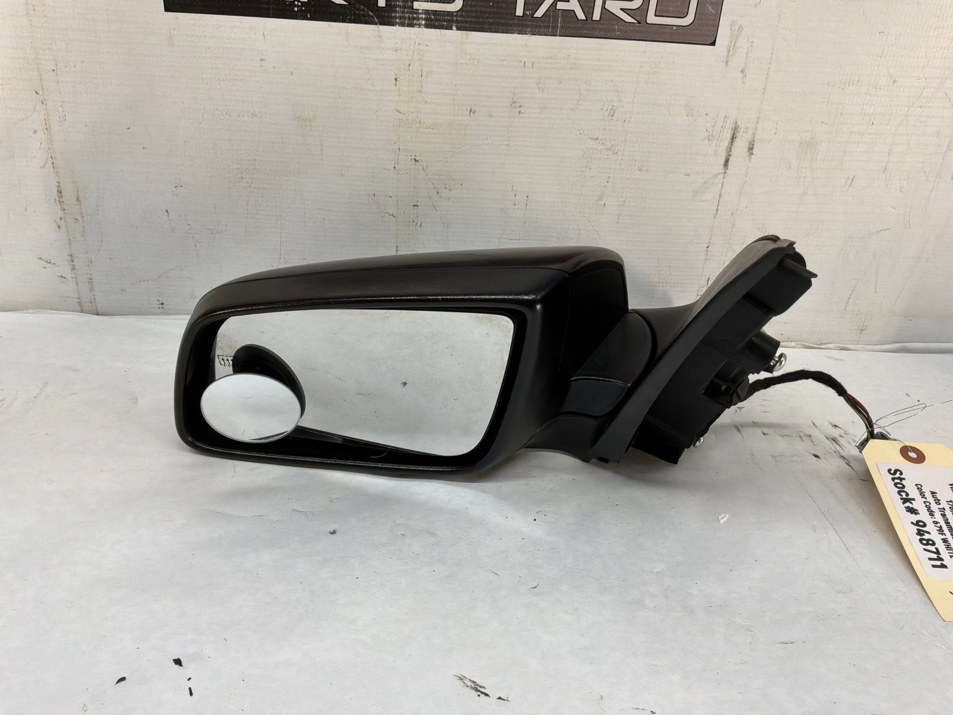 Lh mirror - Day's Parts Yard