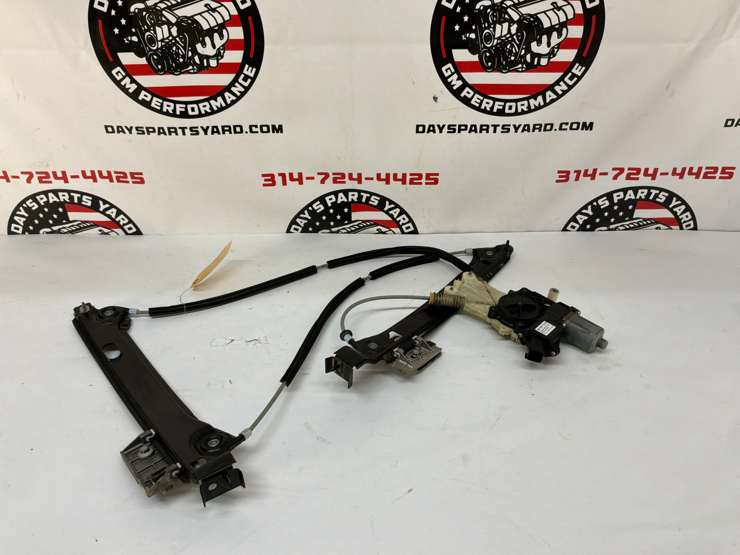2015 Chevy Camaro SS 1LE LH Driver Front Window Regulator OEM